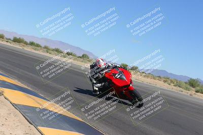 media/Oct-01-2023-SoCal Trackdays (Sun) [[4c570cc352]]/Turn 10 Inside (1250pm)/